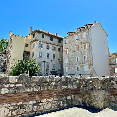 Апартаменты Diocletian Tower - Bella Vista & Palazzo Сплит Экстерьер фото