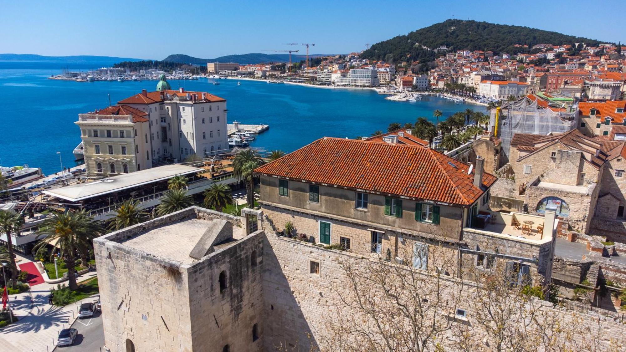 Апартаменты Diocletian Tower - Bella Vista & Palazzo Сплит Экстерьер фото