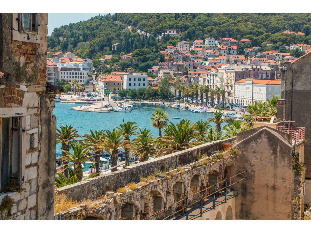 Апартаменты Diocletian Tower - Bella Vista & Palazzo Сплит Экстерьер фото